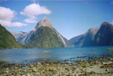 Photo of Milford Sound in New Zealand